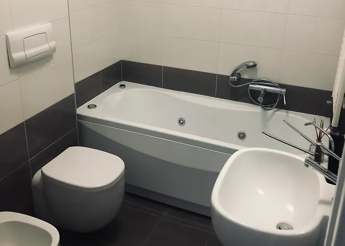 Stanza Privata Con Bagno Su Appartamento Condiviso